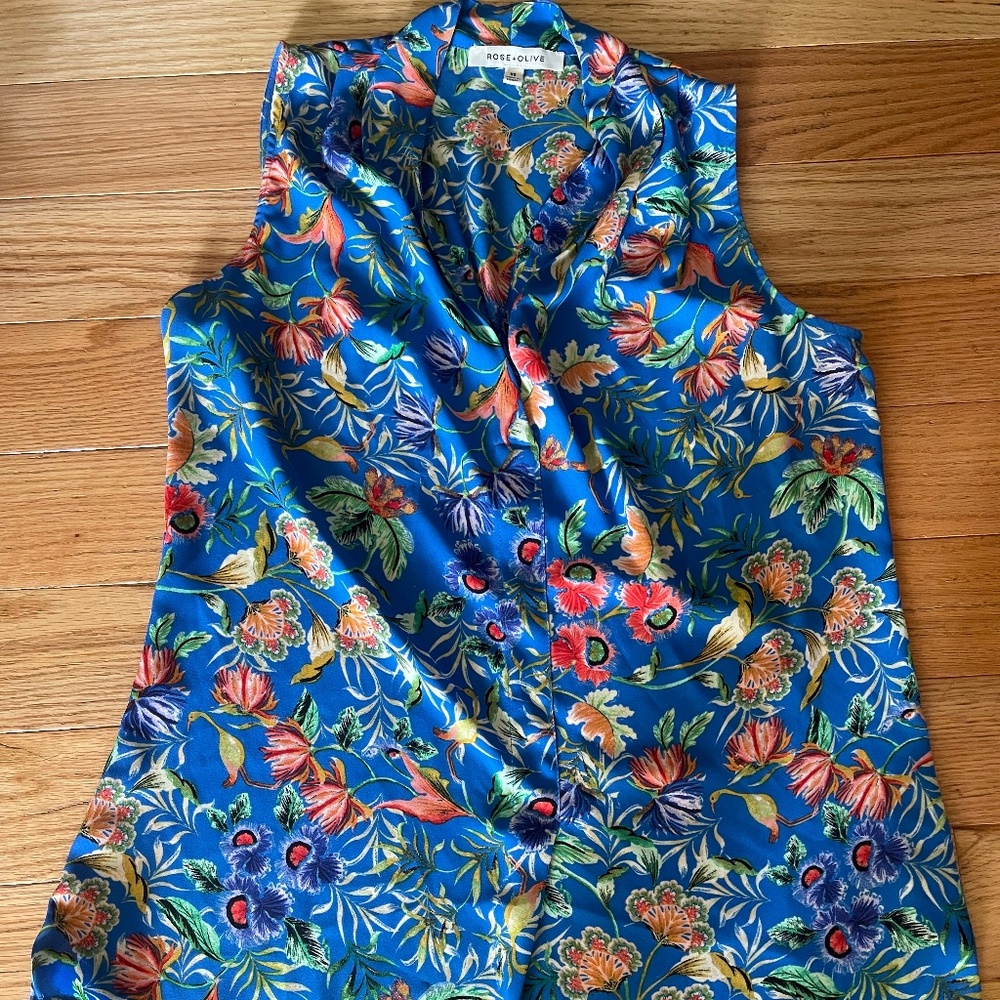 Women’s blouse